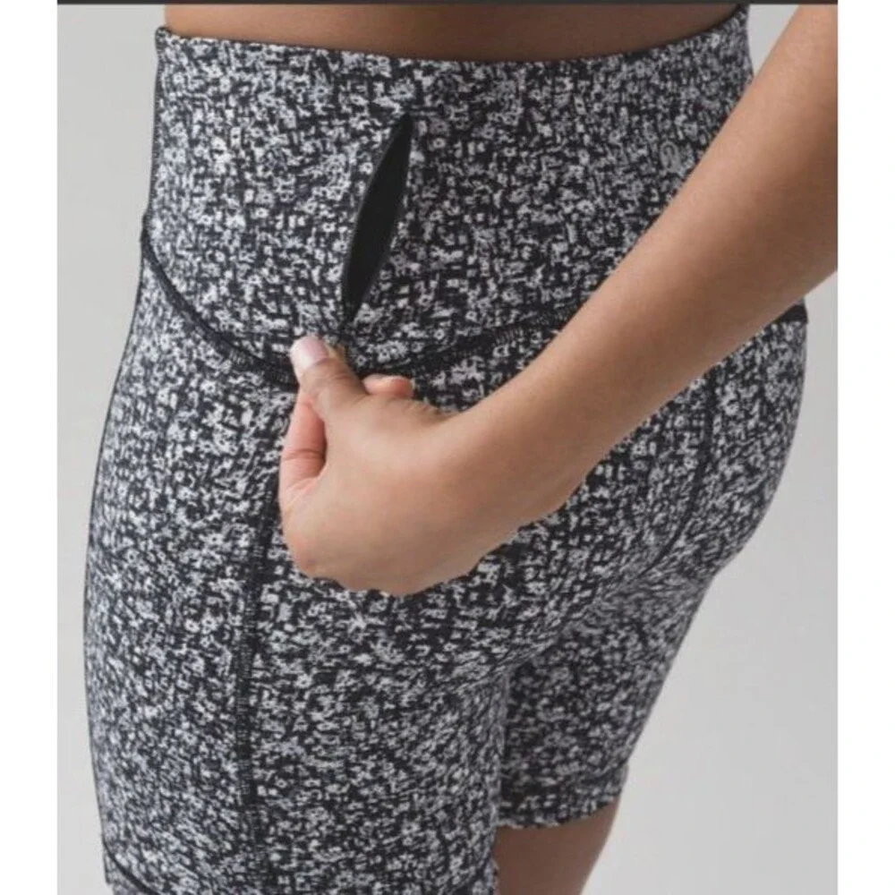 Lululemon BUNDLE OF 2  Sole Training Shorts 6